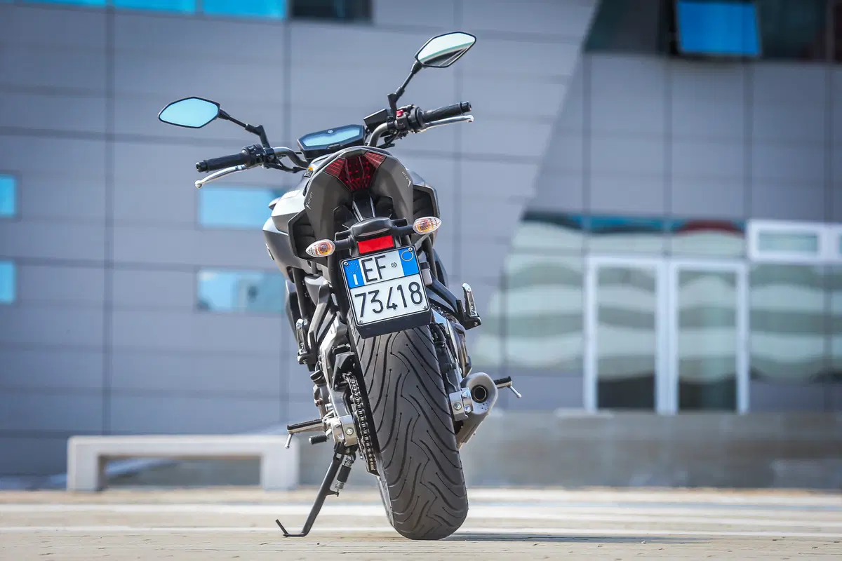 Yamaha MT-07 (20)