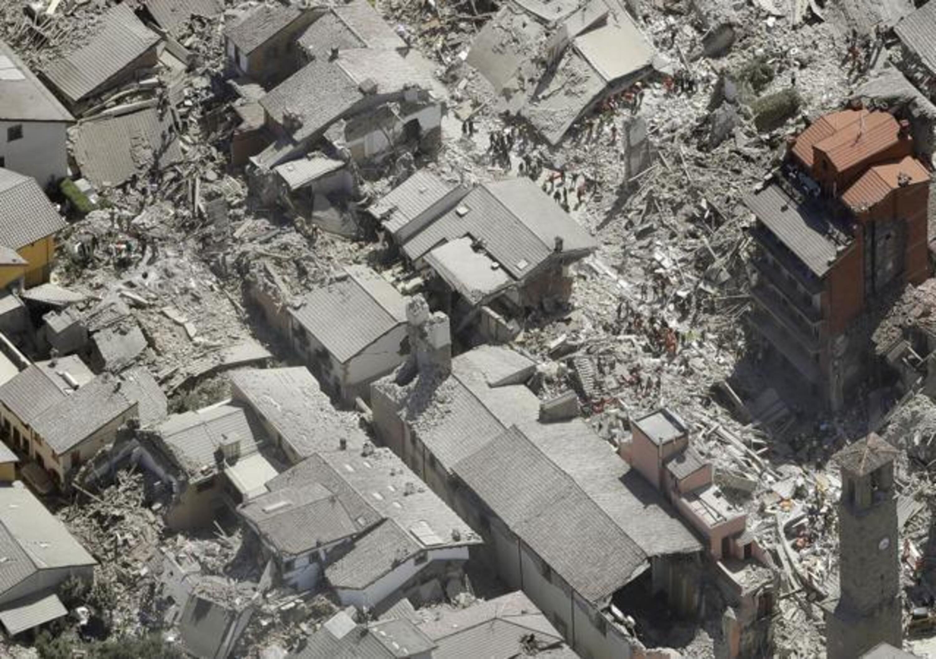 Terremoto: forestale con FMI. Come aiutare le popolazioni colpite