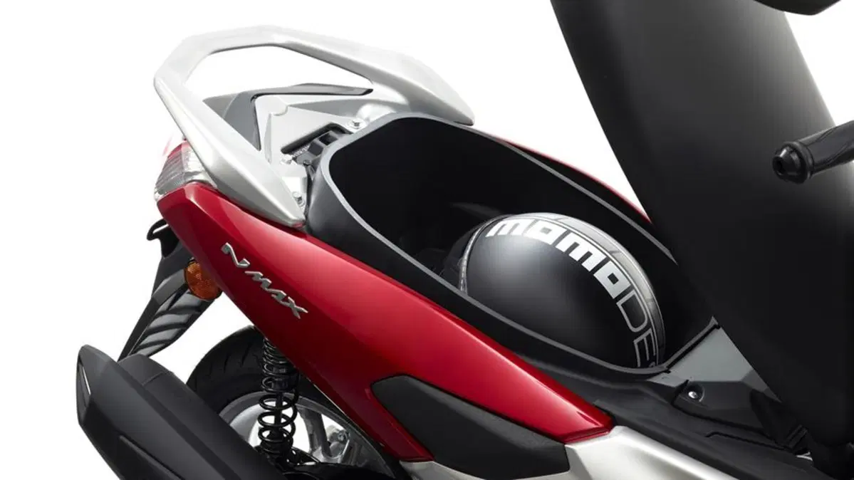 Yamaha N-Max 125 N-Max 125 (2015 - 17) (6)