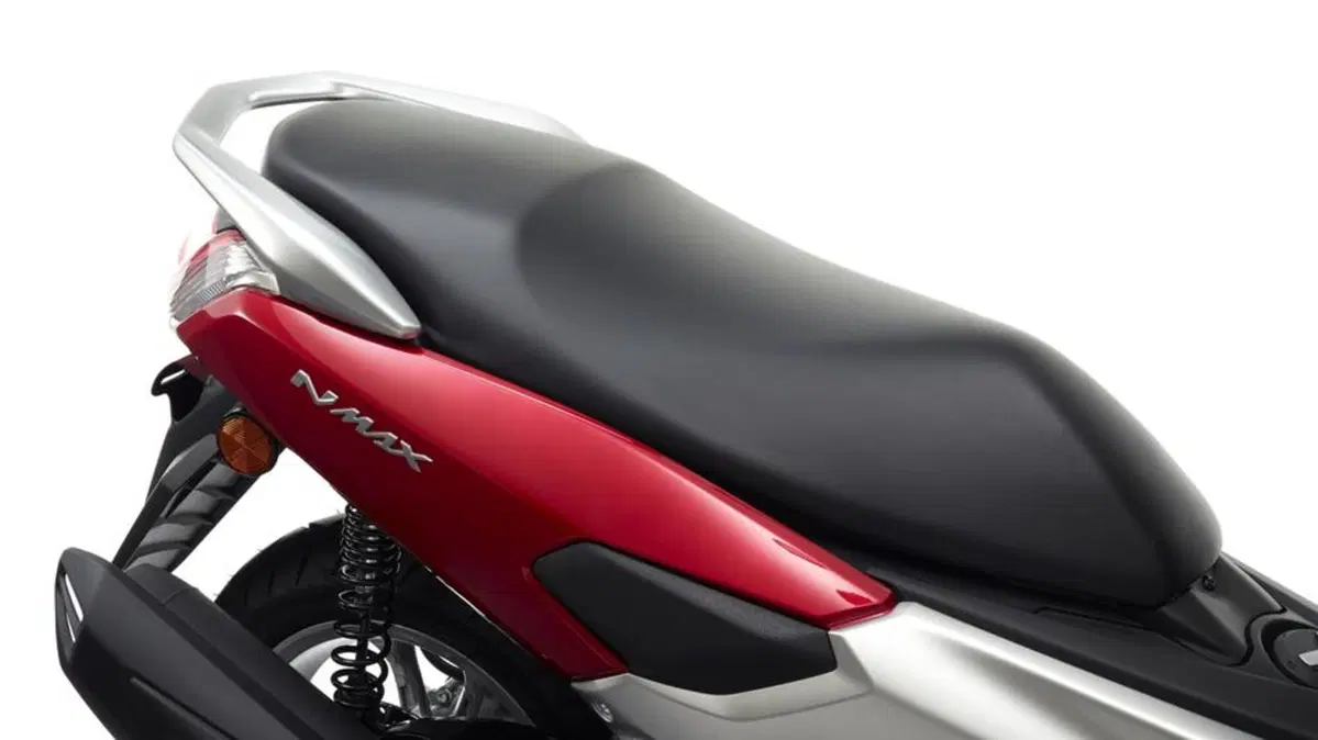Yamaha N-Max 125 N-Max 125 (2015 - 17) (10)