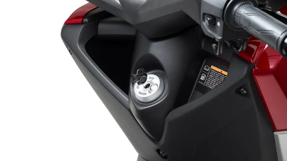 Yamaha N-Max 125 N-Max 125 (2015 - 17) (12)