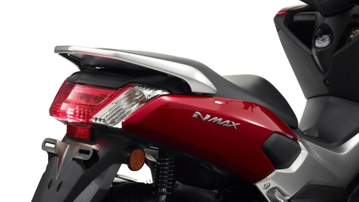 Yamaha N-Max 125 N-Max 125 (2015 - 17) (13)