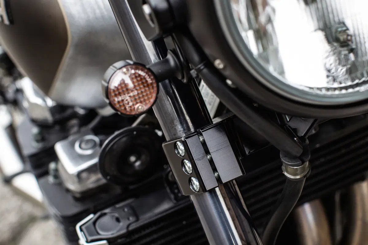 Yamaha XJR 1200 “La Ruvida” by Deus (9)