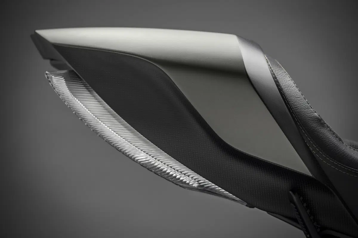 Diavel Titanium, un’edizione speciale per palati fini (26)