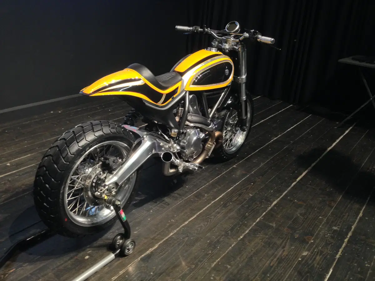Ducati Scrambler by Radikal Chopper per Eicma (2)