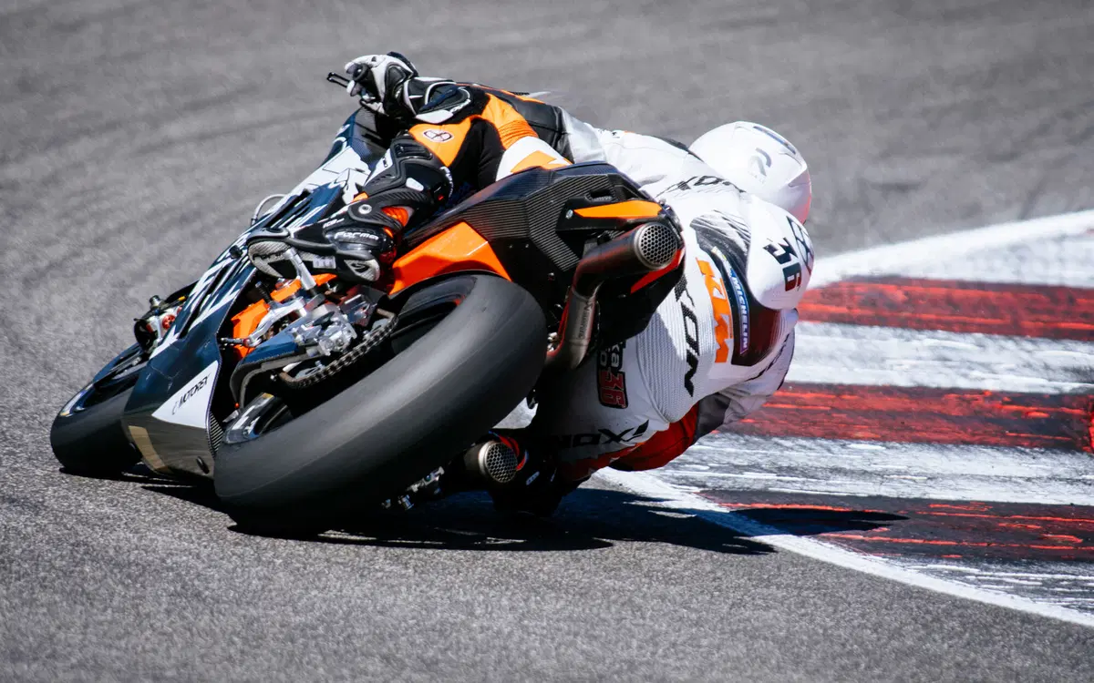 KTM RC16, la gallery dei test a Misano (8)