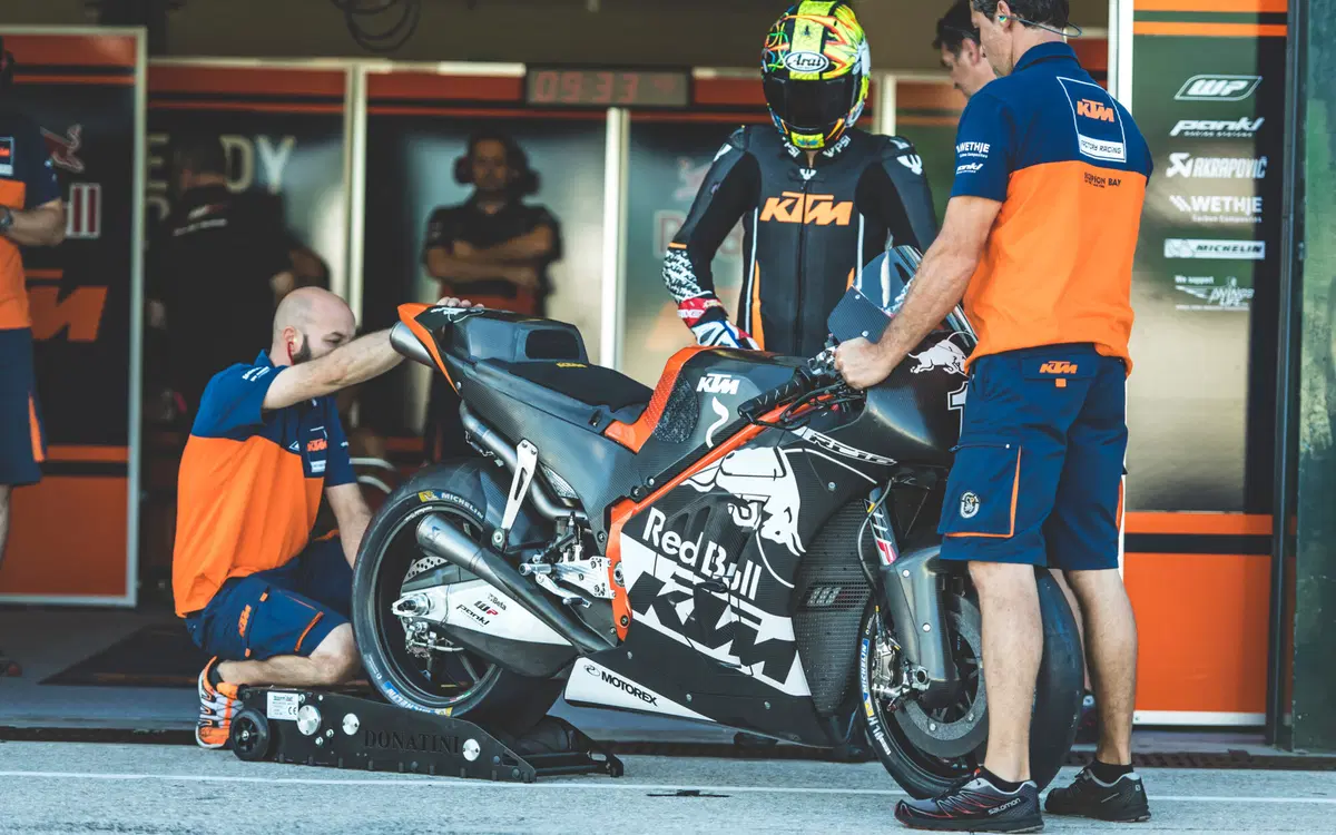 KTM RC16, la gallery dei test a Misano (36)