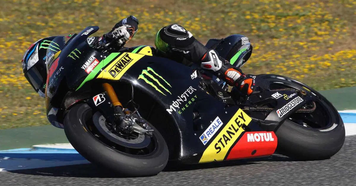 MotoGP 2015, Le Mans FP2: Smith "frega" Lorenzo