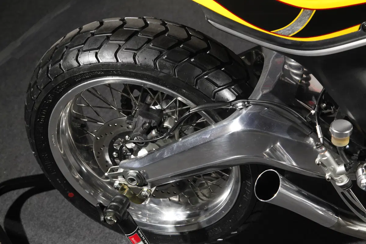 Ducati Scrambler by Radikal Chopper per Eicma (8)