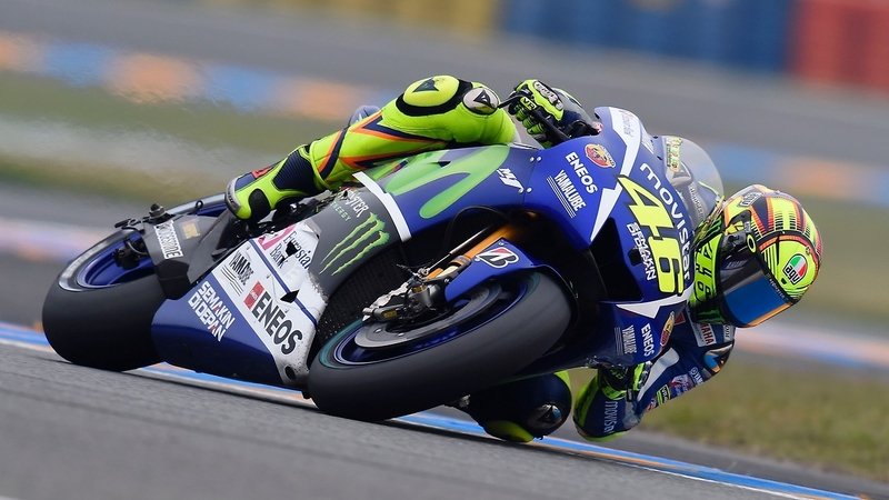 MotoGP 2015, Le Mans. Rossi: &quot;Lorenzo, Dovizioso e Marquez pi&ugrave; veloci. Per il momento&quot;