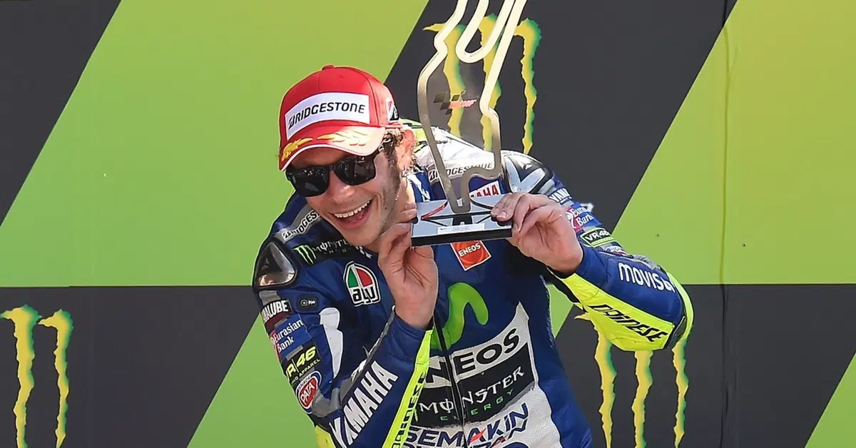 MotoGP 2015, Le Mans. Rossi: "Bello arrivare cos&igrave; al Mugello"