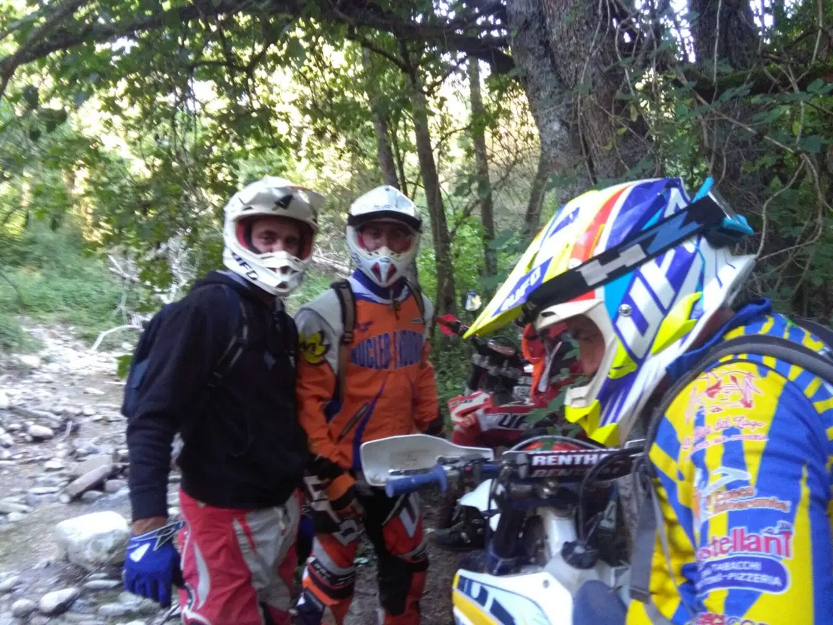 Motociclisti  terremoto (4)