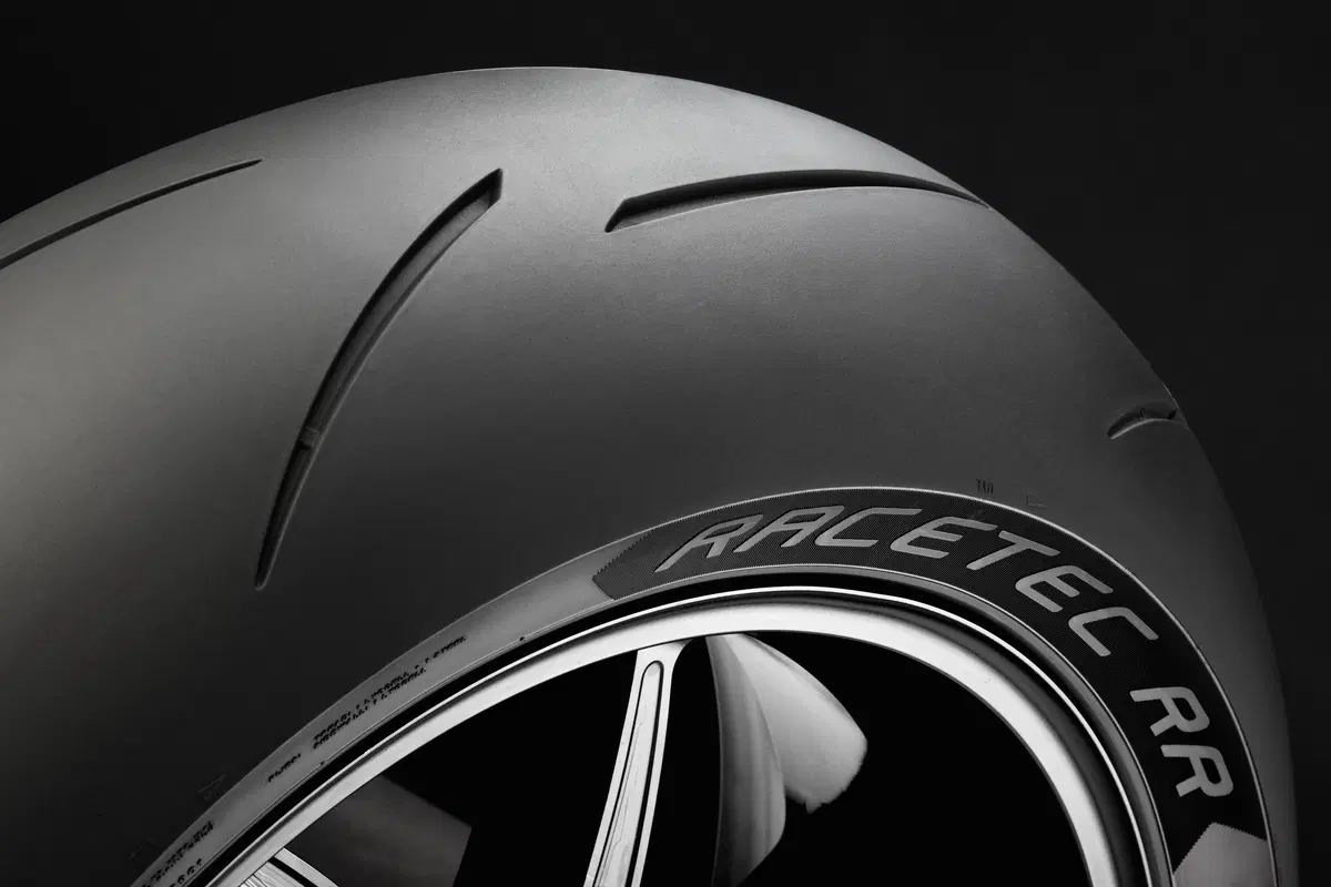 Metzeler Racetec RR (3)