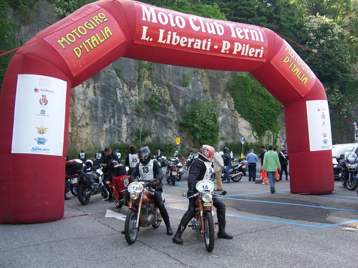 Al via il Motogiro d'Italia 2015 (5)