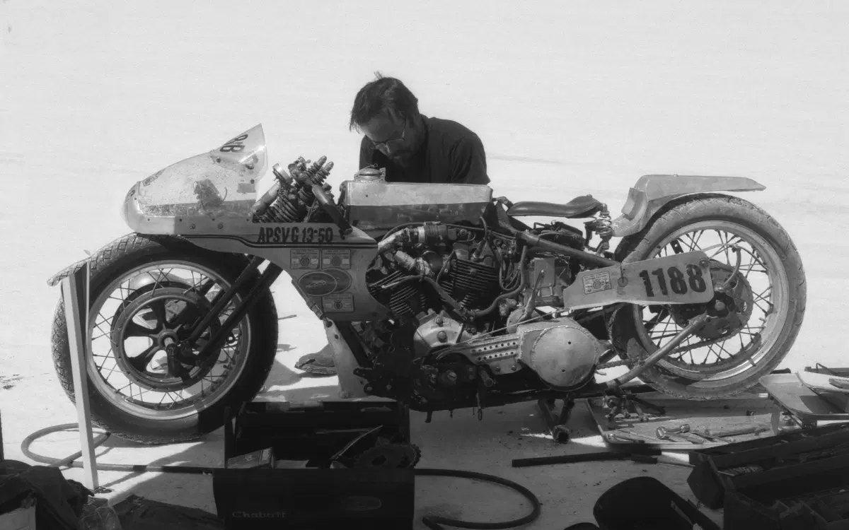 "The greasy hands preachers", documentario sul mondo custom (9)
