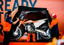 KTM SX 2016: arriva la forcella ad aria. Motori 4 tempi e 125 nuovi