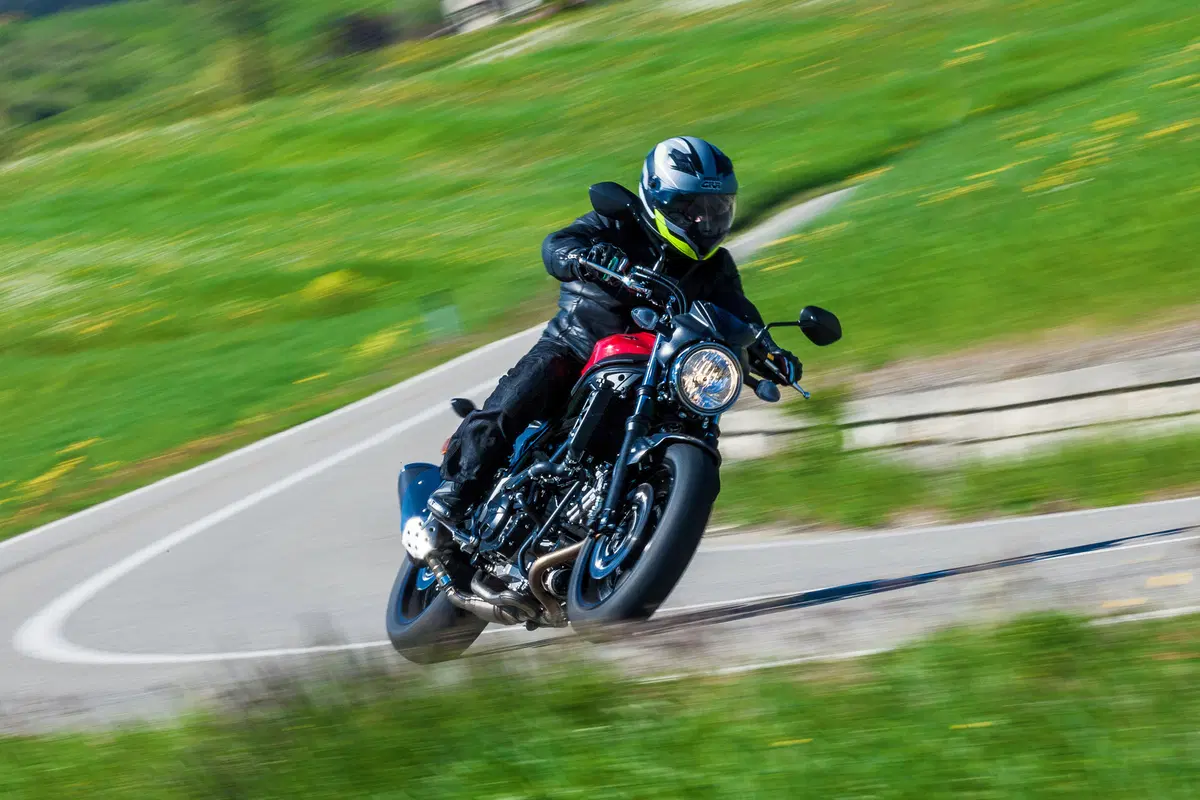Suzuki SV 650 (7)