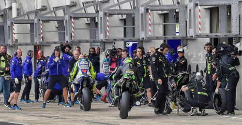 MotoGP 2015, Le Mans. Le foto più spettacolari del GP di Francia (6)