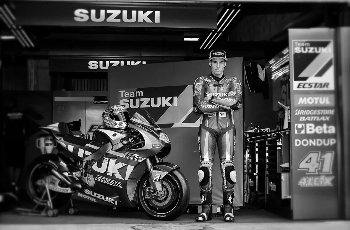 MotoGP 2015, Le Mans. Le foto più spettacolari del GP di Francia (13)