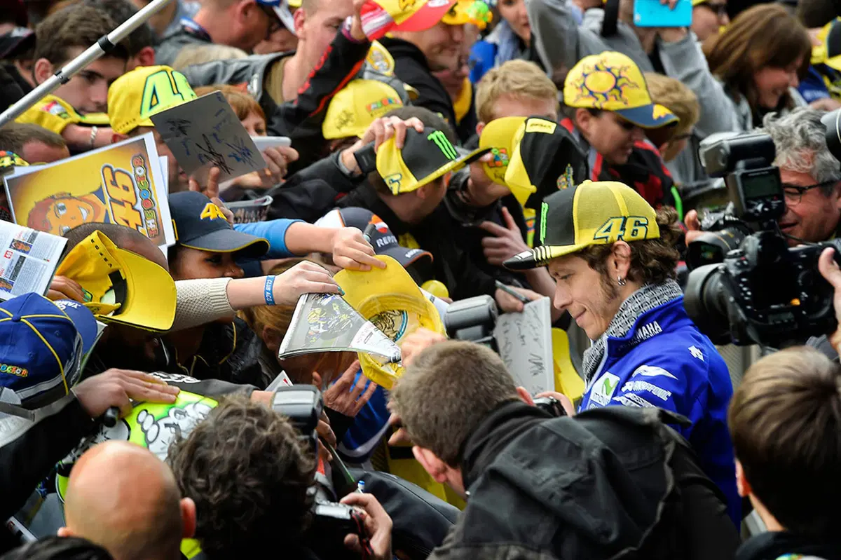 MotoGP 2015, Le Mans. Le foto più spettacolari del GP di Francia (30)