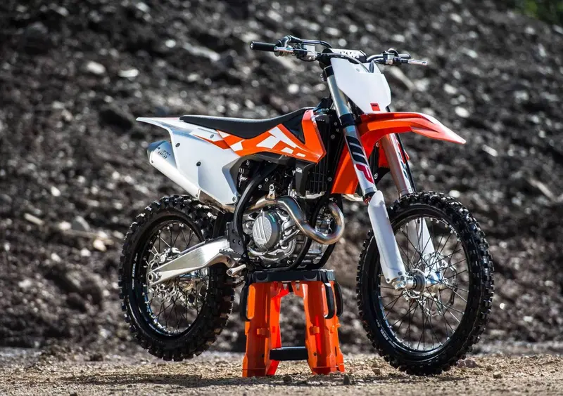 KTM 250 SX-F 250 SX-F (2016) (4)