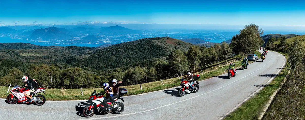 WDLA 2015: a Oleggio Castello una festa per le bicilindriche di Borgo Panigale (5)