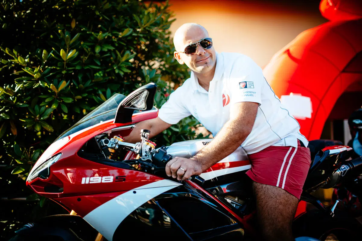 WDLA 2015: a Oleggio Castello una festa per le bicilindriche di Borgo Panigale (6)