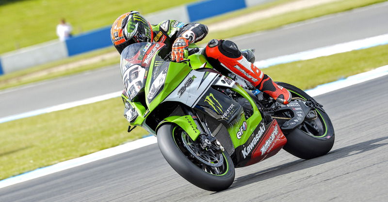 SBK 2015 Donington. Sykes chiude in testa le FP2