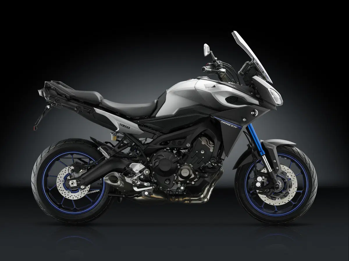 Rizoma per la Yamaha MT-09 Tracer (3)