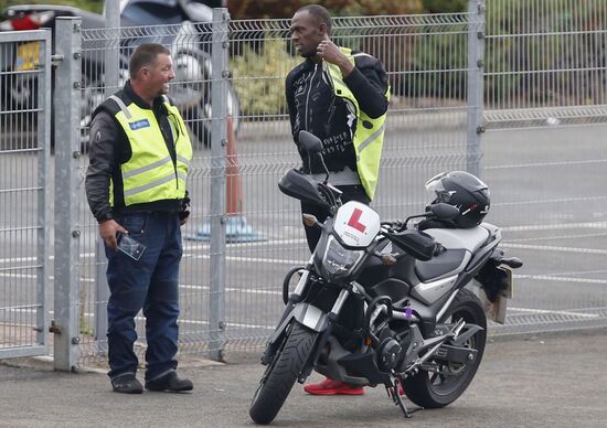 Usain Bolt, il re della velocità vuole la moto