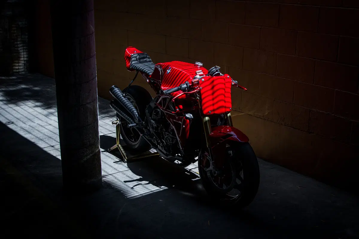 Ago TT, la MV Brutale 800 RR di Deus  (6)