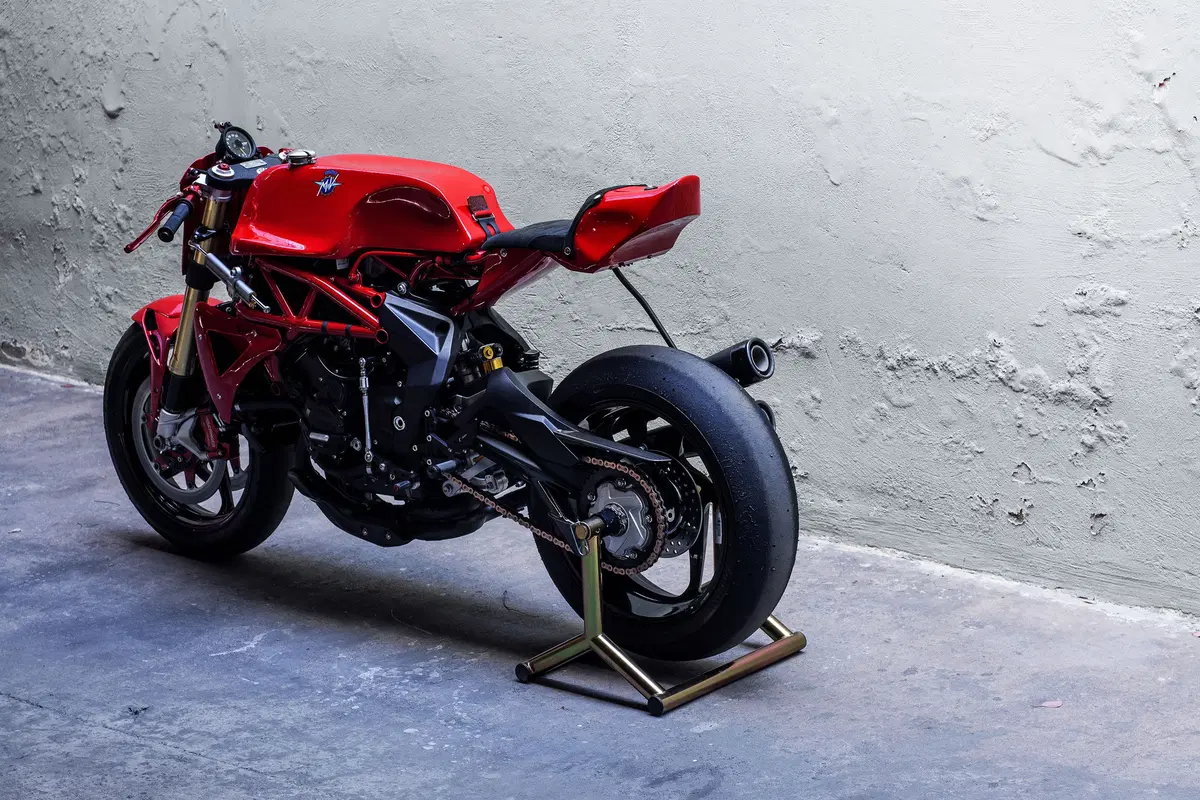 Ago TT, la MV Brutale 800 RR di Deus  (3)