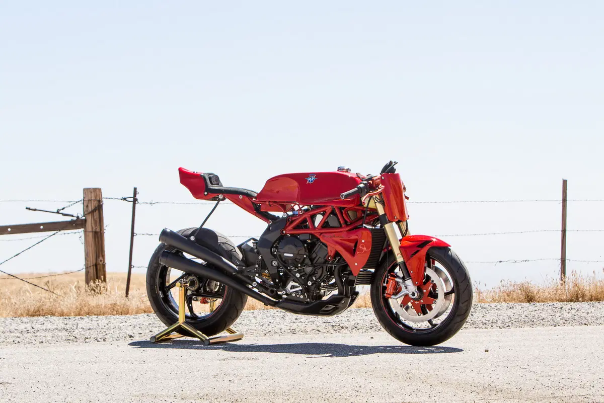 Ago TT, la MV Brutale 800 RR di Deus 