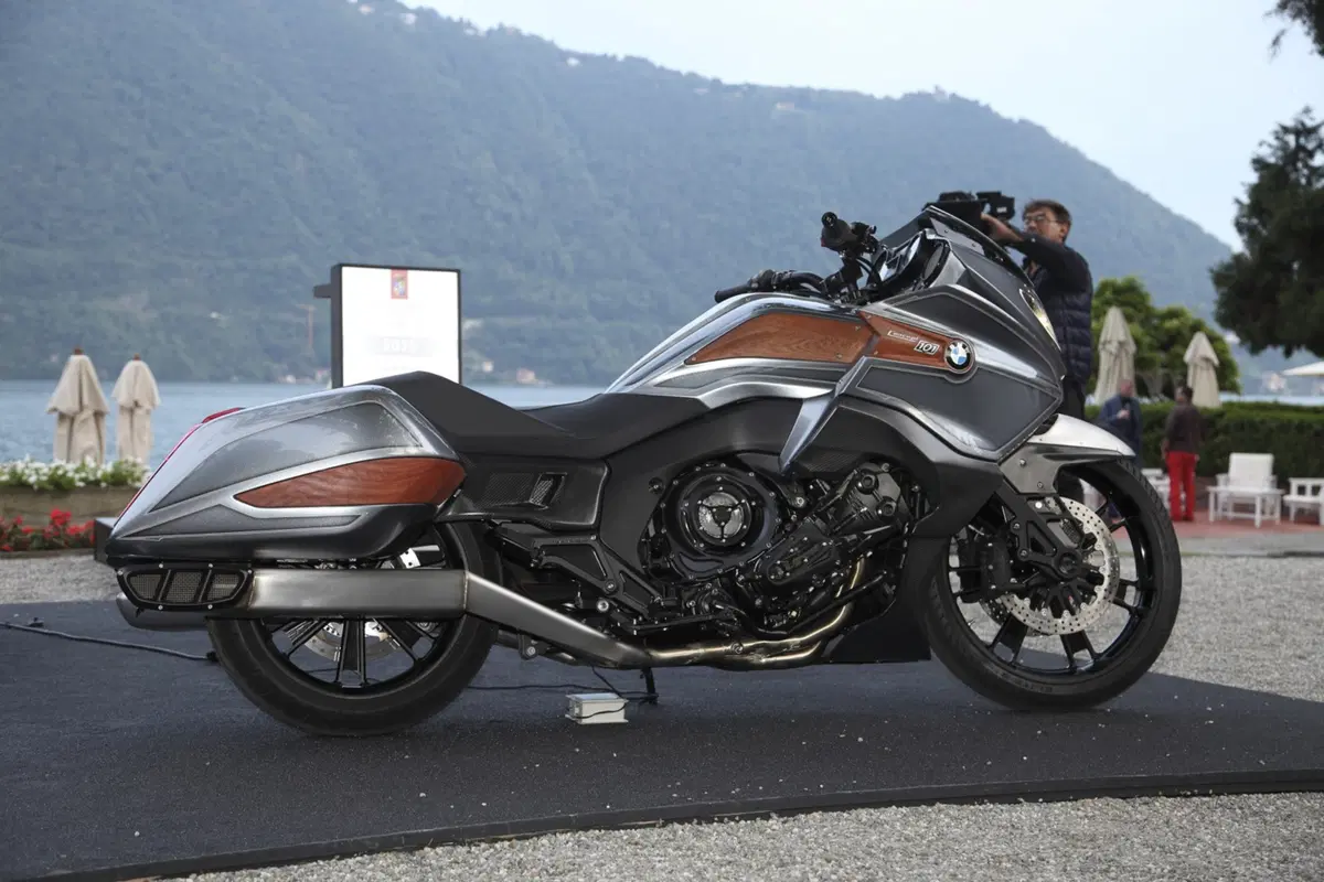 BMW Concept 101 a Villa d'Este, nuova bagger (4)
