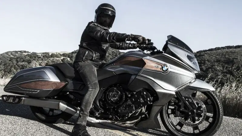 BMW "Concept 101" a Villa d'Este, nuova bagger K 1600