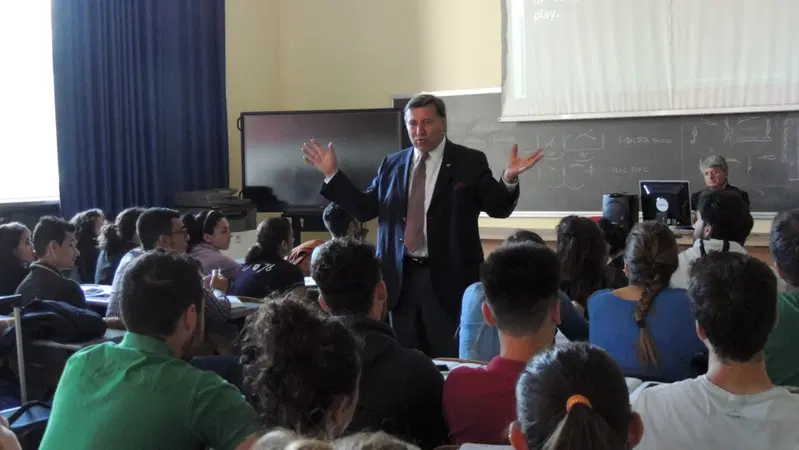 La FIM Europe incontra gli studenti dell'Universit&agrave; dello sport di Roma