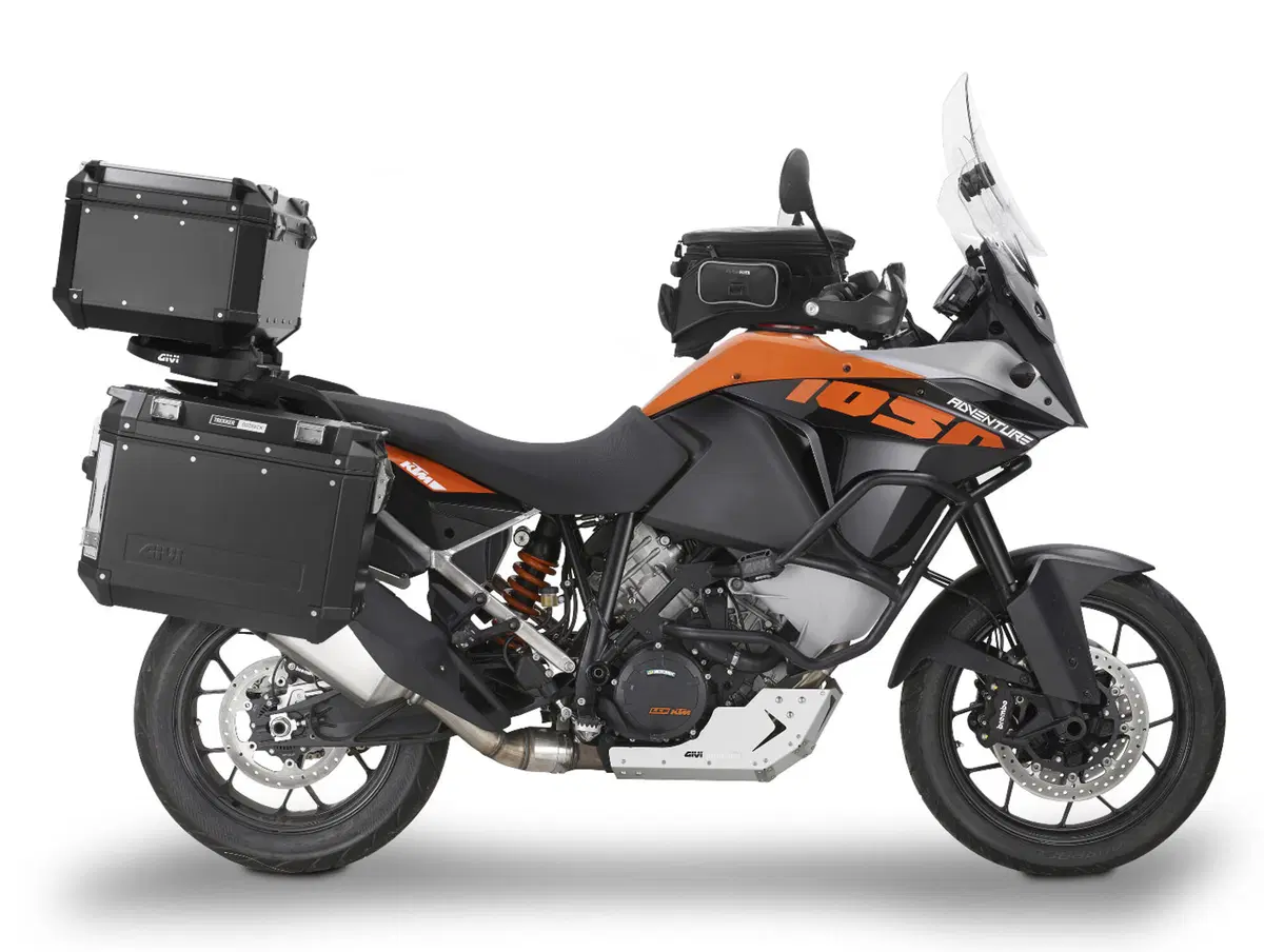 GIVI per la KTM 1050 Adventure (3)