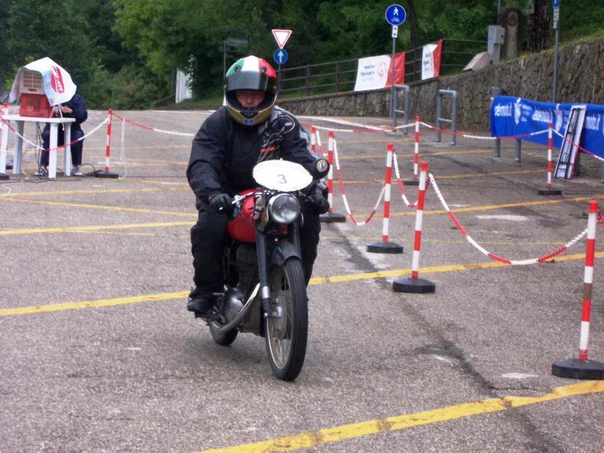 Bonanomi si aggiudica il Motogiro d'Italia 2015 (4)