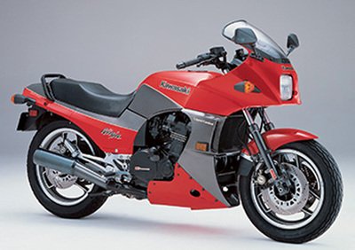 Kawasaki GPz 900 R