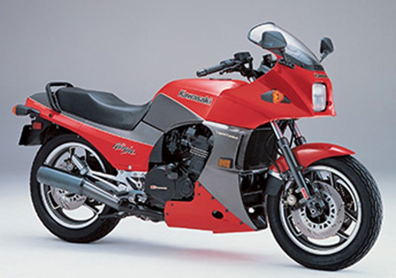 Kawasaki GPz 900 R GPz 900 R