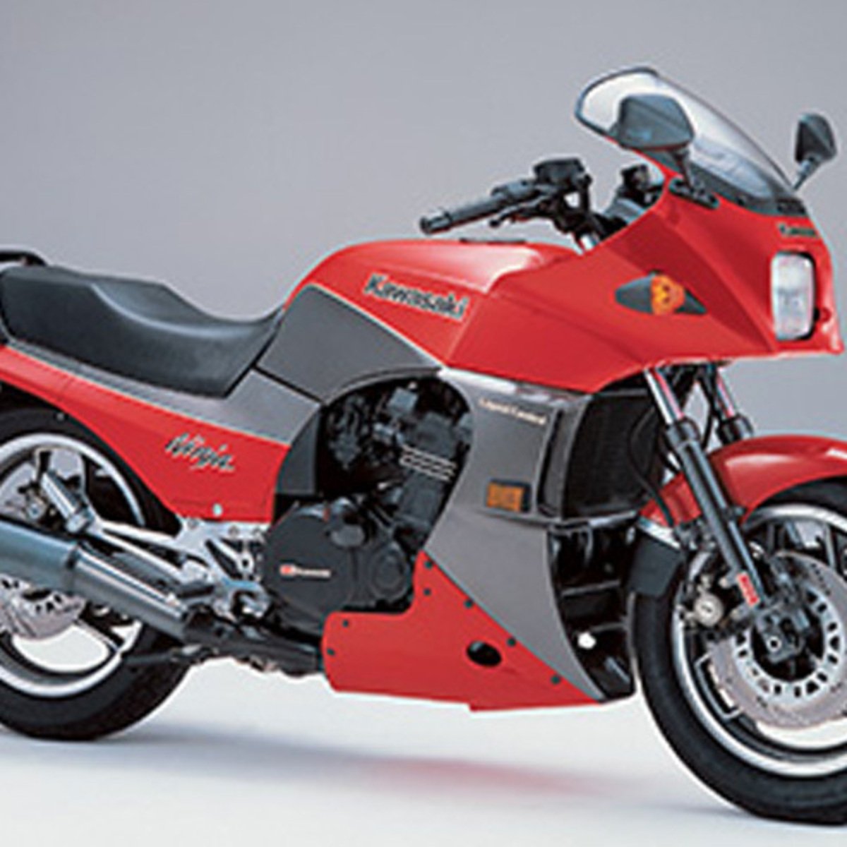 Kawasaki GPz 900 R