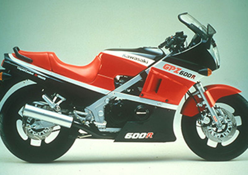 Kawasaki GPz 600 R GPz 600 R