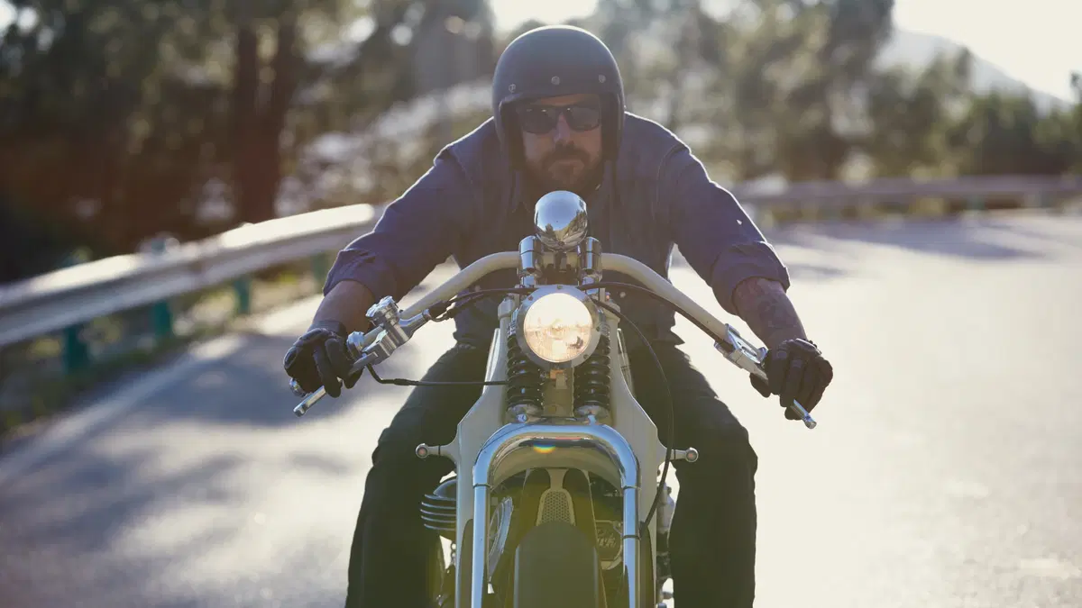 Yamaha XV950 Playa del Rey, by Matt Black Custom Designs (5)