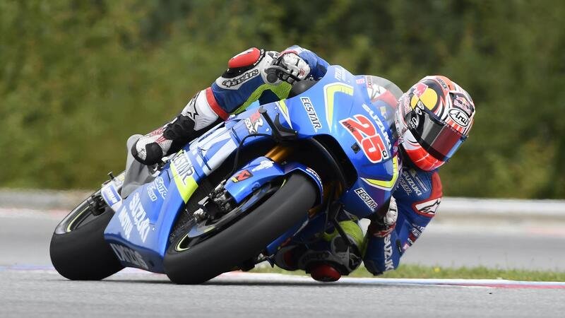 MotoGP, FP1 GP Silverstone: Vi&ntilde;ales (Suzuki) parte in testa