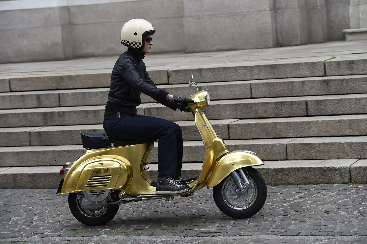 Vespa Polini Oro 23 Carati (4)