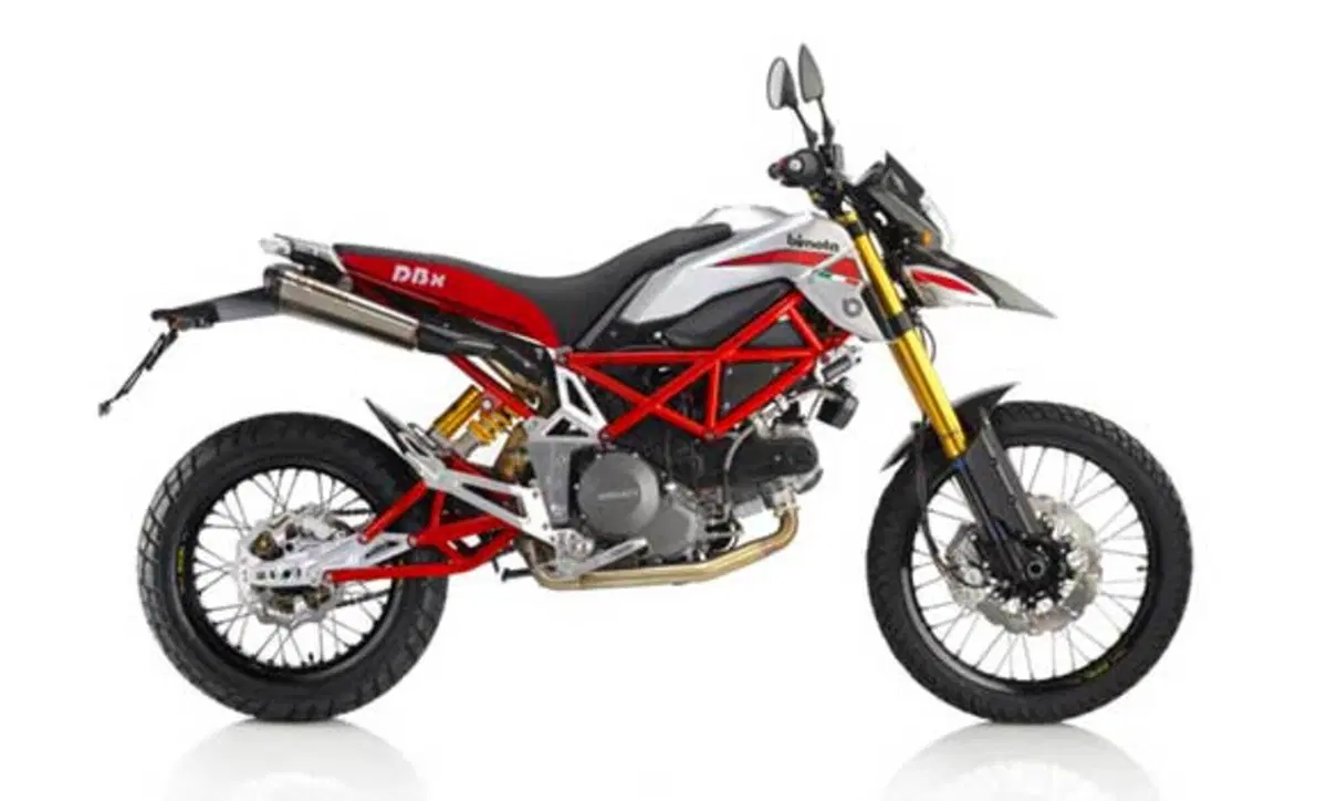 Bimota DBx DBx (2011 - 17) (2)
