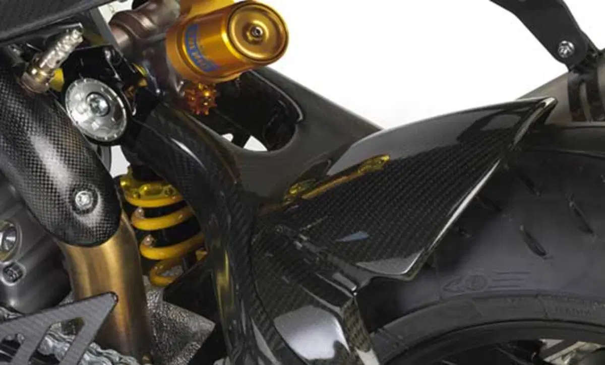 Bimota DB8 DB8 Oronero (2014 - 17) (3)