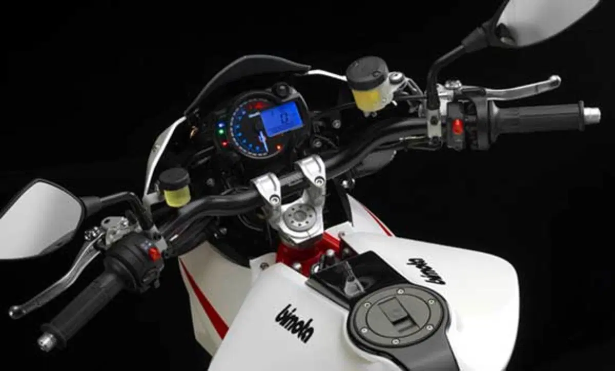Bimota Tesi 3D Tesi 3D (2014 - 17) (6)