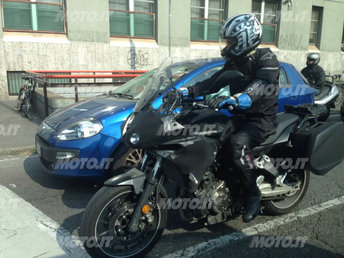 Yamaha MT-07 Crossover 2016: Spy photo