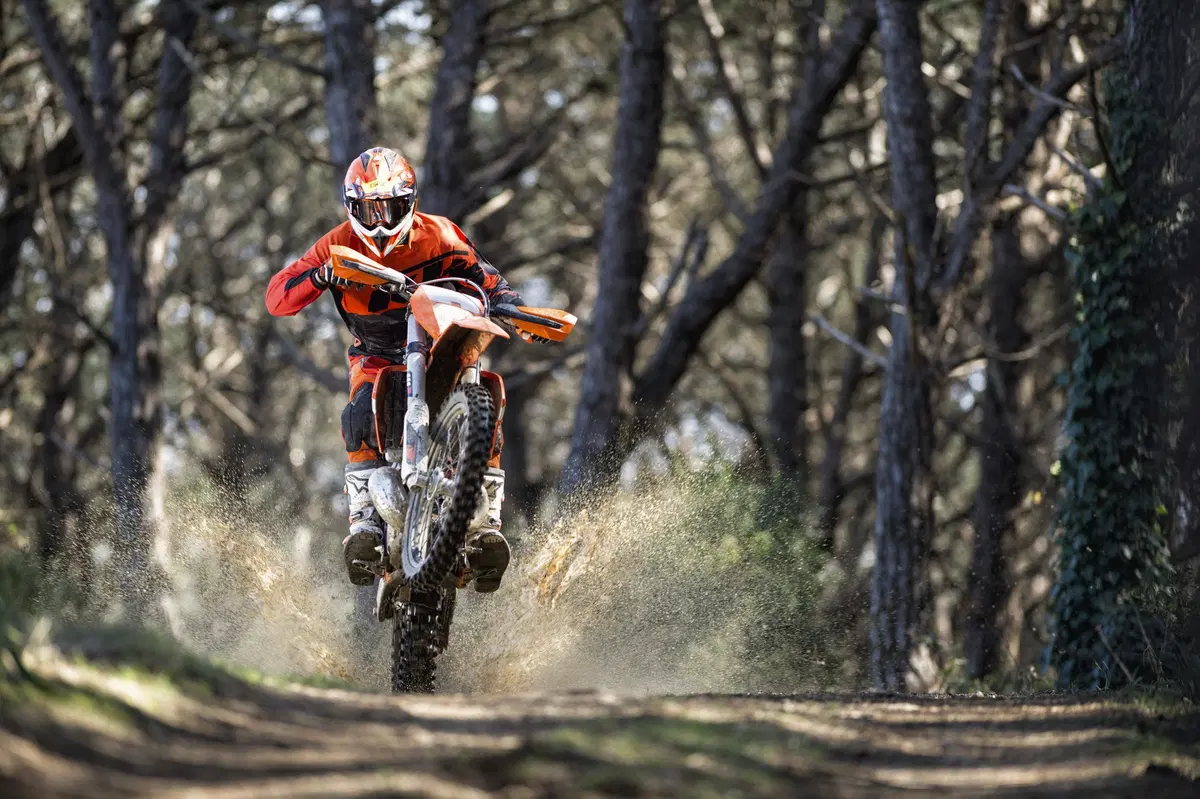 KTM EXC: la gamma enduro 2016 (2)
